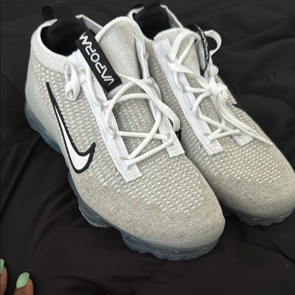 Nike White and Gray Minimalist Sneakers with Mesh Uppers
